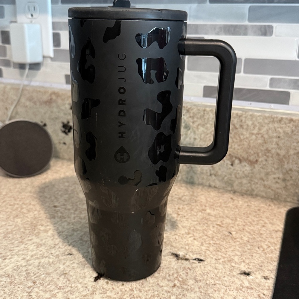 HydroJug Travel Mug